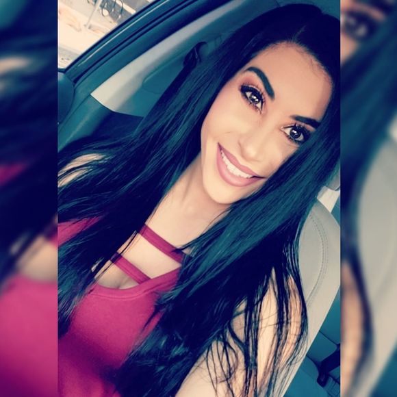 Meet your Posher, Lexi - Picture 1 of 1